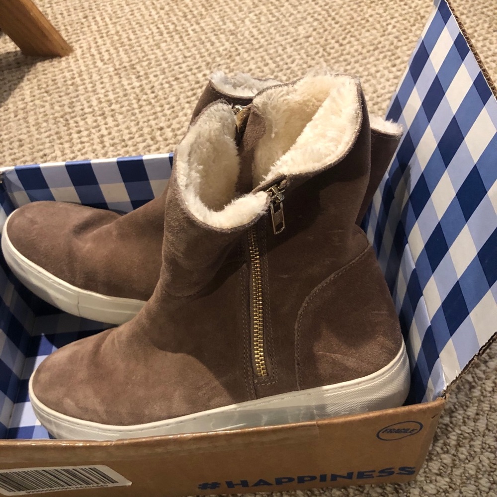 J/Slides Tristan dual zip booties